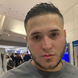 Meet your Posher, Jonathan